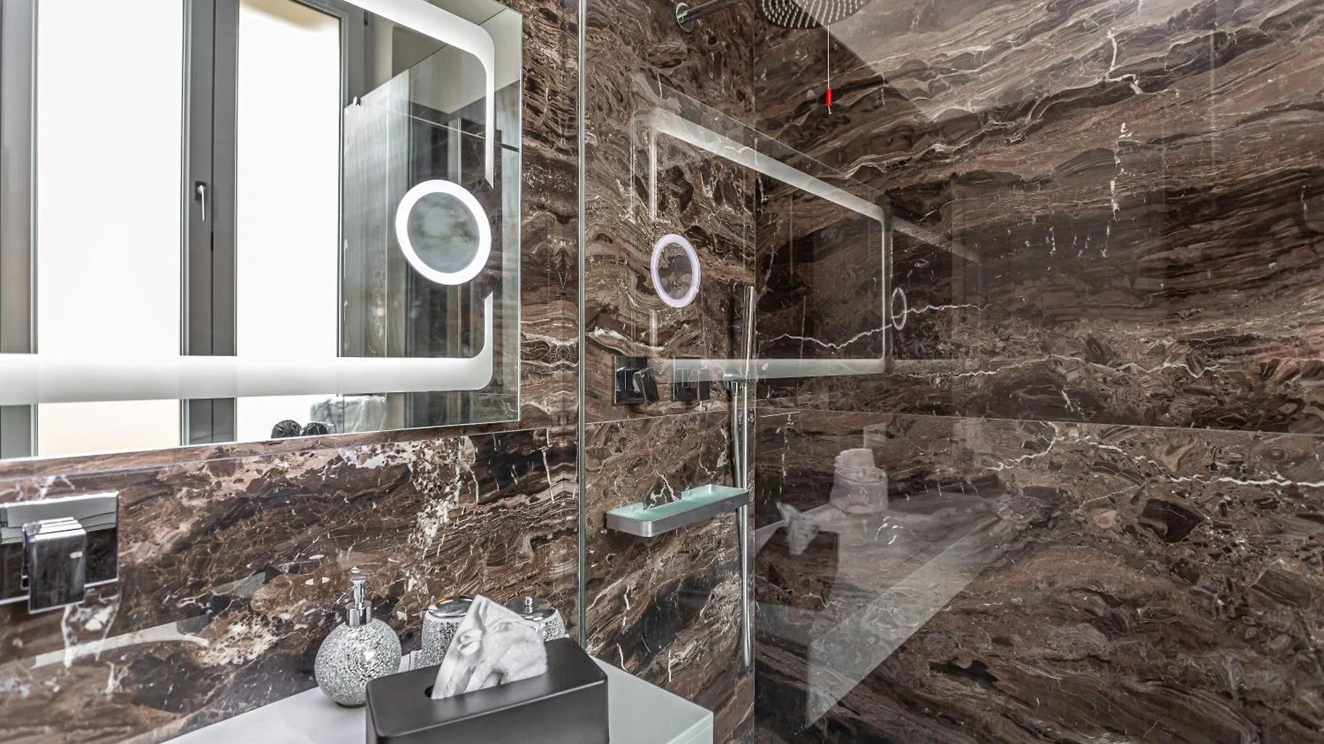Luxury Over Time Rome Apartment